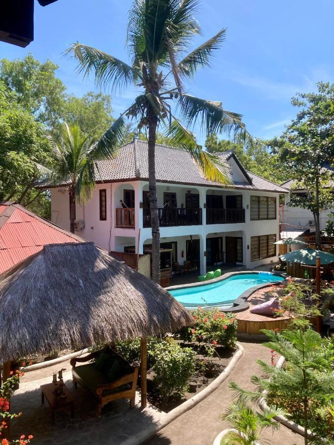 Lutwala Bungalows And Private Villa Гили Траванган Экстерьер фото