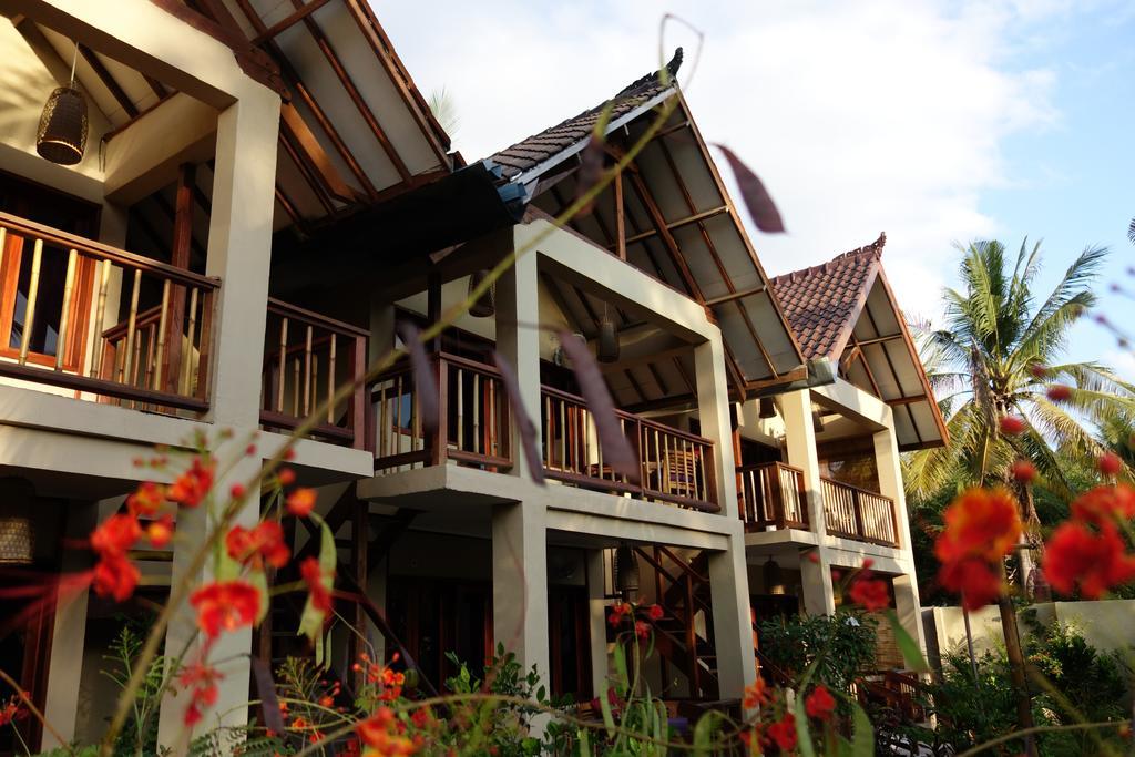Lutwala Bungalows And Private Villa Гили Траванган Экстерьер фото